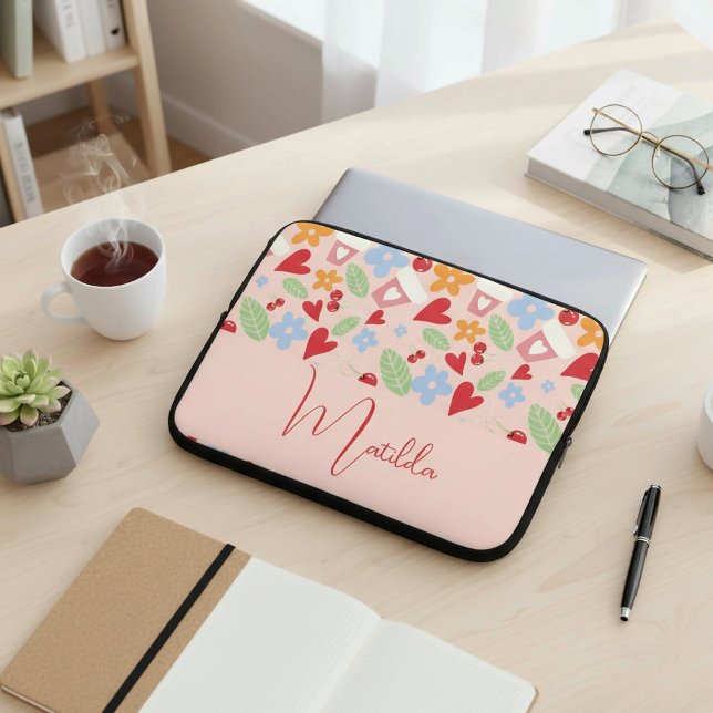 Personalized pattern with hearts, flowers, cherry laptop sleeve (Creator heeft geüpload)