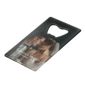 Personalized Photo Favor with Names & Wedding Date Creditkaart Flessenopener (Voorkant Gekanteld)