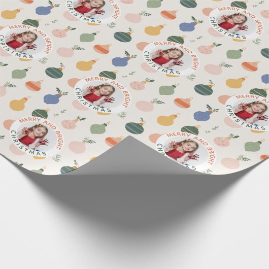Personalized Photo Merry and Bright Christmas Cadeaupapier (Hoek)