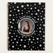 Personalized Photo with Pearls Circle on Black Planner (Voorkant)