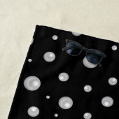 Personalized Photo with Pearls Circle on Black Strandlaken (In situ)