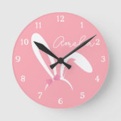 Personalized Pink Bunny Nursery Wall Clock Cute Ronde Klok (Voorkant)