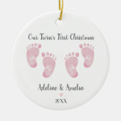 Personalized Pink Twin Baby Girls Footprint Keramisch Ornament (Voorkant)