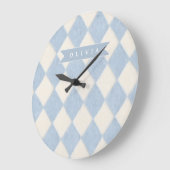 Personalized Preppy Soft Blue Fuzzy Argyle Name Grote Klok (Hoek)