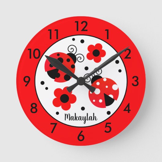 Personalized Red Ladybug Round Clock Ronde Klok (Voorkant)