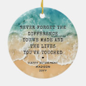 Personalized Retirement Modern Blue Ocean Beach Keramisch Ornament (Achterkant)