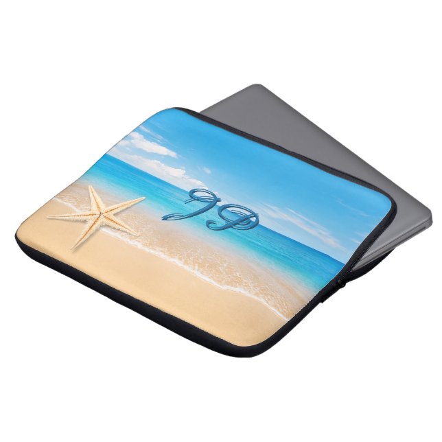 Personalized Seaside Laptop Sleeve (Voorkant top)
