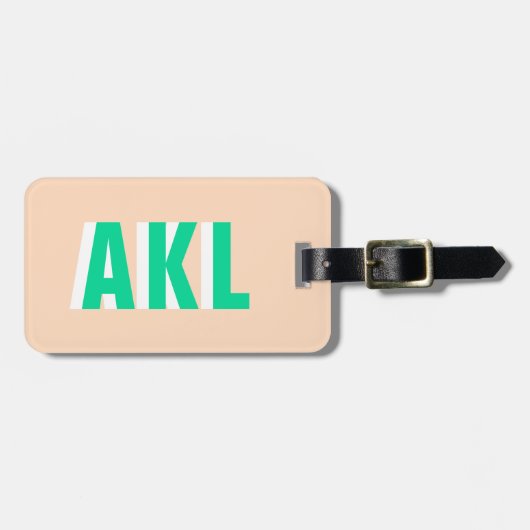 Personalized Shadow Monogram Green Beige Custom Bagagelabel (Voorkant horizontaal)