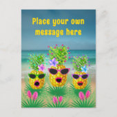 Personalized Singing Lady Pineapples Feestdagenkaart (Voorkant)