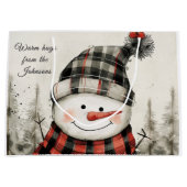 Personalized Snowman Winter Hug Family Name Groot Cadeauzakje (Voorkant)