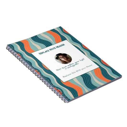 Personalized Teal and Orange Wave Patterned  Notitieboek (Rechterzijde)