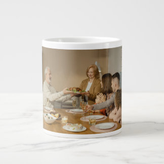 Personalized Thanksgiving family photo Grote Koffiekop