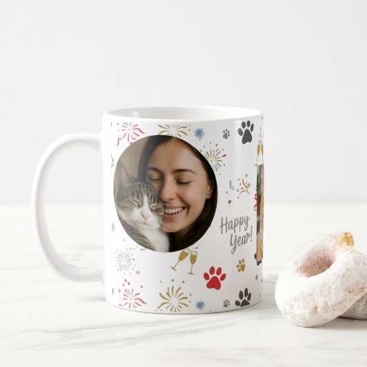 Personalized Three-Photo New Year's Pet Paw Print Koffiemok (Met donut)