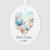 Personalized Valentine Anniversary Seashell Heart Ornament (voorkant)