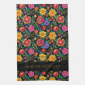 Personalized Vibrant Floral Pattern Dark Theedoek (Verticaal)