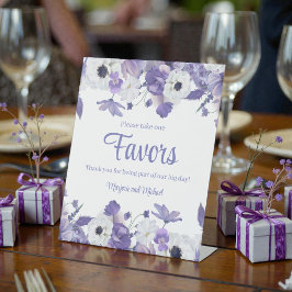 Personalized Violet Purple Flowers Wedding Reclamebord Met Voetstuk