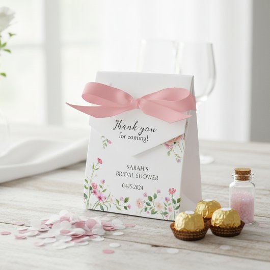Personalized wedding favor boxes for guests bedankdoosjes