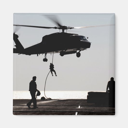 Personeel snel-touw uit een SH-60F Magneet (Voorkant)