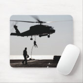 Personeel snel-touw uit een SH-60F Muismat (Met muis)