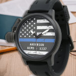 Personeelsnummer van het Thin Blue Line Badge-numm Horloge<br><div class="desc">U kunt een uitstekende politieagent met deze Thin Blue Line Police Watch, een Amerikaanse vlag die in de kleuren van de vlag van de politie staat, met een slecht ontwerp, begroeten en shows. Ideaal voor serviceprijzen en cadeaus van politie-Afstuderen of gepensioneerden. Personaliseer met badge nummer. COPYRIGHT © 2020 Judy Burrows,...</div>