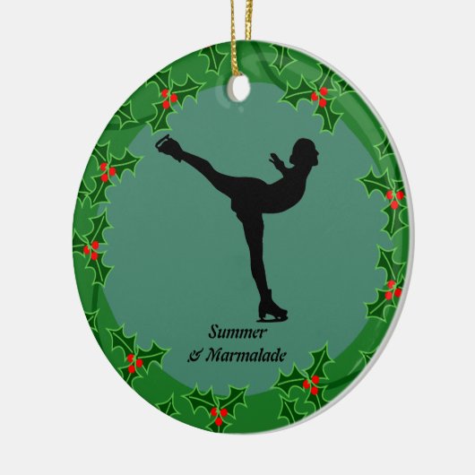 Personeelsskater danst op ijs keramisch ornament (Links)