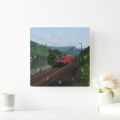 Personenzug in St. Aldegund Vierkante Klok (Huis)