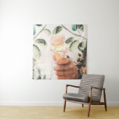 Persoon die consumptie-ijs bevat met drie aroma's wandkleed (In situ)