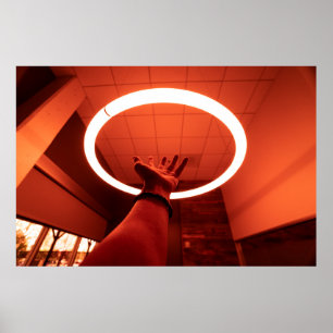 PERSOON DIE DE RONDE VAN DE AANGEDROOGDE FLUORESCE POSTER