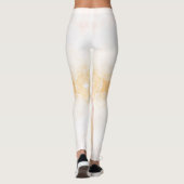 Persoon die leggings draagt met zachte pastel (Achterkant)