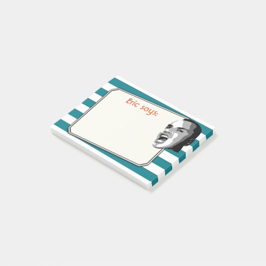 Persoon die op Witte Stripes schoudert op elke kle Post-it® Notes (Schuin)