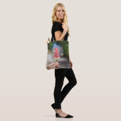 Persoon die 's ochtends popsikel houdt tote bag (Op model)