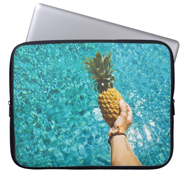 Persoon met gele ananas laptop sleeve (Voorkant)