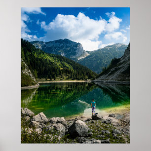 Persoon op het bergmeer poster