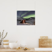 Persoon staat in de deuropening van Caribou Bluff- Poster (Keuken)