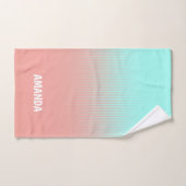 Persoonlijk aanpasbare koraal- en turkooizen strep handdoek (Handdoek)