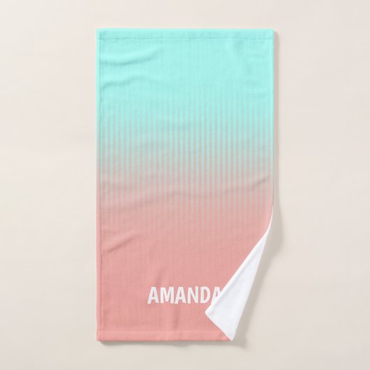 Persoonlijk aanpasbare koraal- en turkooizen strep handdoek (Handdoek)