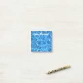 Persoonlijk aquablauw zwembad post-it® notes (Op bureau)