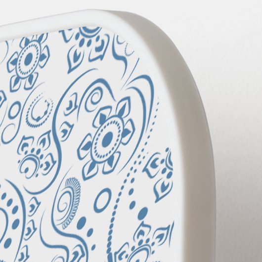 Persoonlijk blauw bloempatroon met aangepaste naam pickleball paddle (Links Detail)