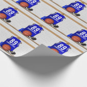 Persoonlijk blauw en wit Basketball Jersey Cadeaupapier (Hoek)