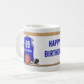 Persoonlijk blauw en wit Basketball Jersey Koffiemok (Voorkant links)