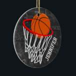 Persoonlijk Chalkboard Basketball en Hoop Keramisch Ornament<br><div class="desc">Speciaal basketbal- en hoepelvormig ontwerp op een donkergrijze en lichtgrijze achtergrond met een patroon van basketbalvoorwaarden. Pas gewoon de naam aan om de naam toe te voegen van de basktbalfan, basketbalspeler of basketbalcoach. Ideaal voor netball spelers ook! Wij verwelkomen aangepaste verzoeken. Neem contact met ons op via onze GiftsBonanza-winkel voordat...</div>