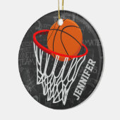 Persoonlijk Chalkboard Basketball en Hoop Keramisch Ornament (Links)