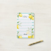 Persoonlijk citroen gelinieerd notitieblok post-it® notes (Op bureau)