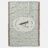 Persoonlijk familienaammonogram saliegroen decorat deken (Voorkant Verticaal)