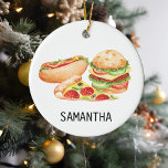 Persoonlijk Fast Food Hamburger Pizza Hotdog Keramisch Ornament<br><div class="desc">Dit ontwerp kan op het gebied worden gepersonaliseerd dat door de foto en/of tekst te veranderen wordt verstrekt. Of het kan worden aangepast door de klik te kiezen om verdere optie aan te passen en de kleur van de achtergrond te schrappen of te veranderen, tekst toe te voegen, de tekstkleur...</div>