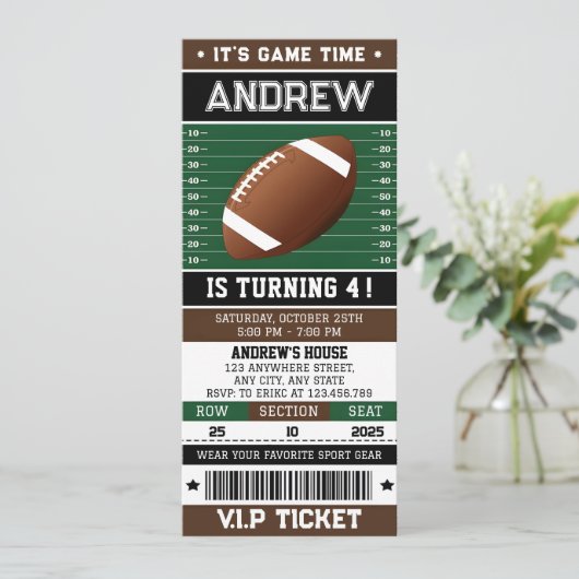Persoonlijk Football Ticket Verjaardagsuitnodiging Kaart (Staand voorkant)