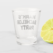 Persoonlijk gegraveerd vrijgezellenfeest geschenk shot glas (Achterkant)