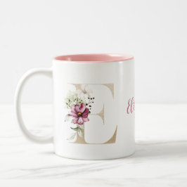 Persoonlijk gouden initiaal E met roze bloemen Tweekleurige Koffiemok