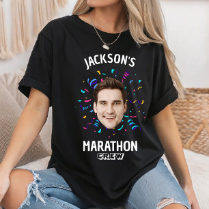 Persoonlijk hardloopteam met maatwerk gezicht hard t-shirt
