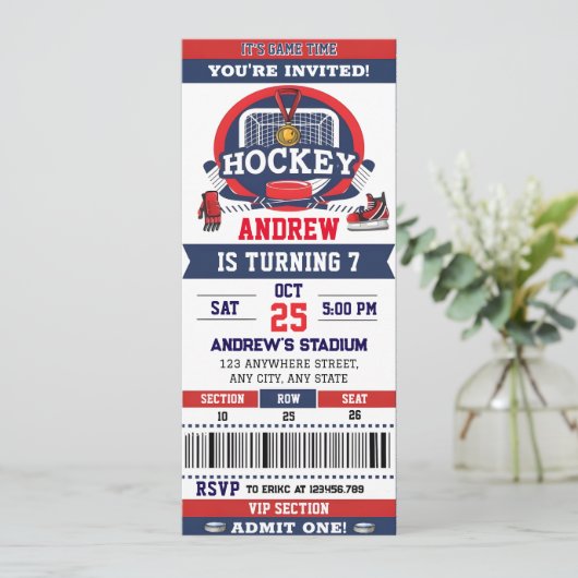 Persoonlijk Hockey Game Ticket Verjaardagsfeest Kaart (Staand voorkant)